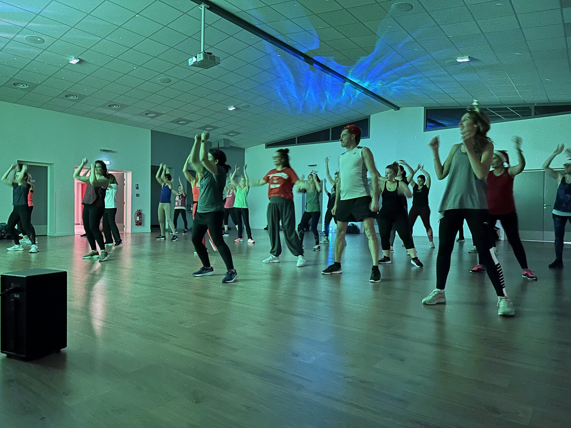 On saute tous ensemble en Cardio Dance !